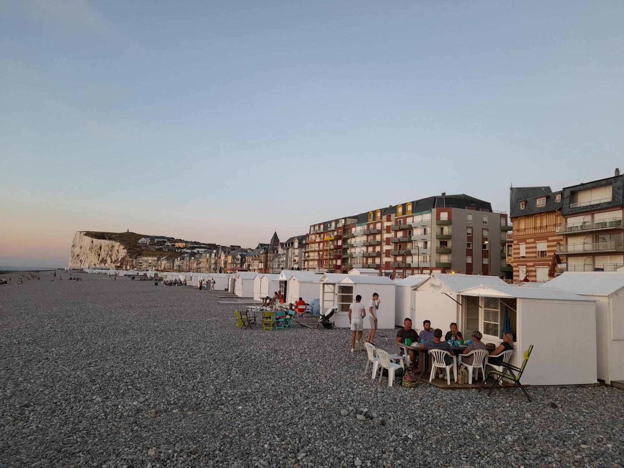 "Le Juguili" 46M2 En Front De Mer - 4 Personnes - Animaux Ok - Entierement Renove - Haut De Gamme - Wifi Mers-les-Bains Exterior foto
